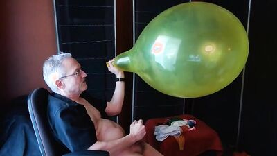 138) Round 2 with Big Yellow Balloon B2Pop?