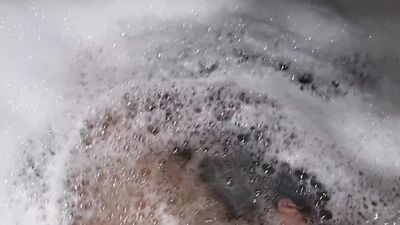 WHO WOULD LIKE TO KEEP ME COMPANY? I HOT TUB WANK AND RELAXING MUSIC - COME PLAY WITH MY COCK FULL OF FOAM