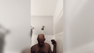 Showertime with Banga