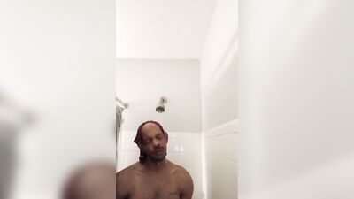 Showertime with Banga