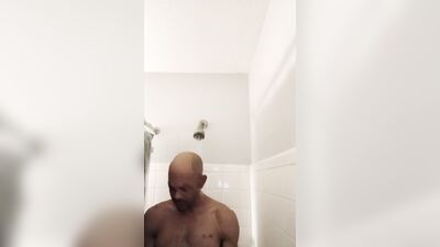 Showertime with Banga
