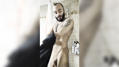 Ready for masturbation after a shower? Don't miss it!