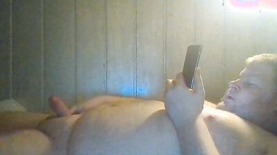 Fat boy moans and has the spas of his life