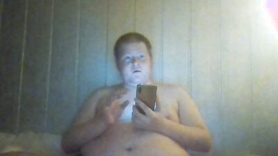 Fat boy moans and has the spas of his life