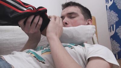 Athletic Stud Javor Is Ready for Some Foot Worship in This Hot Clip and His Lean Pal Gizzy