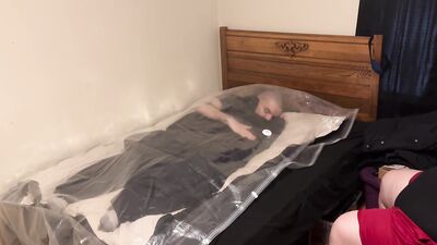 Jan 5 2023 - VacPacked in two pairs of heavy snowpants with my quilt