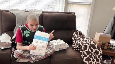 Mar 17 2023 - Unboxing my blue pup hood & heavy chain lead