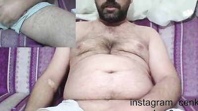 Master Daddy Was on Live Broadcast