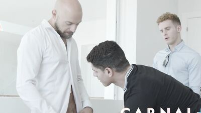 Staghomme - Sexy Mafia Bastian Karim deepthroats horny beefy DILF