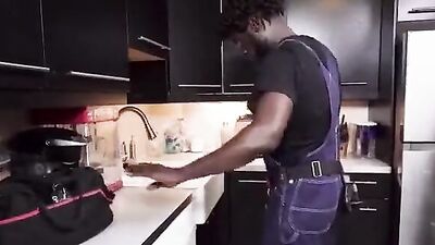 Caught by wife, a black guy, goes wild and takes it up the ass in 60 fps