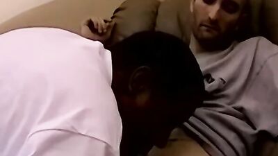 Group of American amateurs blown by kinky older homosexuals