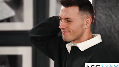 StepDILF Reese Rideout Unwinds with Hunk Ryder Owens Big Cock Special