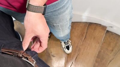 Samuel Hodecker fucks on stairs with AndoliniXXL, sucks his big cock and barebacks secretly