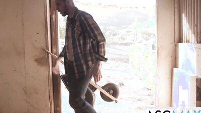 Summer Sizzle - Carter Woods & Julian Brady's Bareback Barn Bang - NextDoorRaw