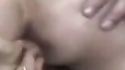 Amateur couple gets their asses stretched in a wild 3some orgy