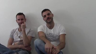 Bareback Australian amateur Mason fucks and blows Lewis Bareback in HD