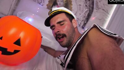 Pornstar Trent Summers gets her hairy ass licked & stuffed by Jock's stiff cock