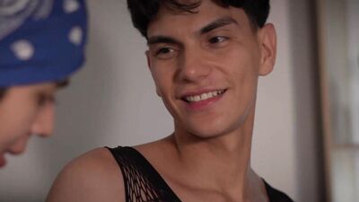 DavelionX surprises his boyfriend on Valentine's Day with steamy bareback action