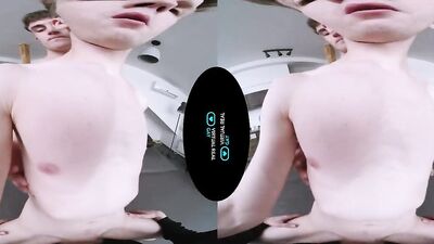 Looking for a Third in VR
