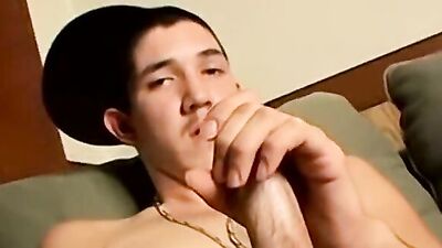 Straight guy enjoys a long and sensual masturbation session
