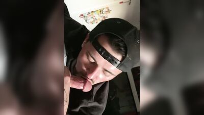 College Guy Loved his Dick Sucked