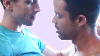 Nic Sahara & Jack Hunter go wild in bareback breeding frenzy with big cocks