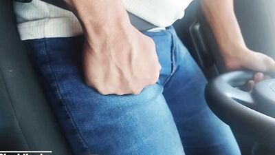 Watch Uber driver pay security guard for a wild ride with his mouth and piss
