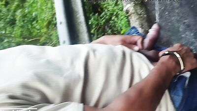 Watch Uber driver pay security guard for a wild ride with his mouth and piss