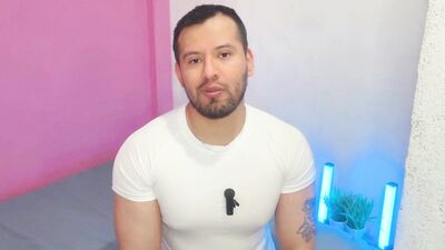 First-time Nicaragua twink gets his big cock bareback from a hot Mexican stud