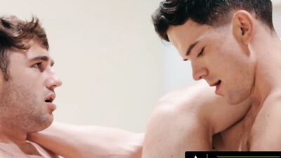Michael Boston & Dakota Payne take risks with raw bareback hospital sex