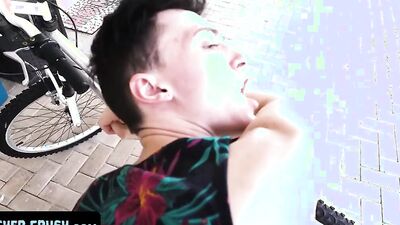 Ryan Bones & Kurt Niles teach stepbro how to jerk off like a pro!